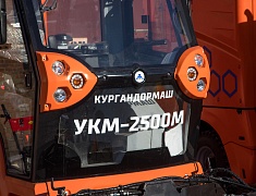 В Благовещенске закупили новую уборочную технику