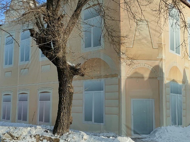 Одно из зданий на Пионерской в Благовещенске ищет своего владельца 