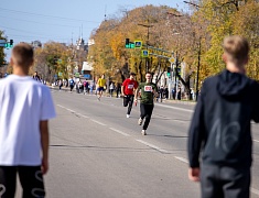 В Благовещенске прошла эстафета памяти Григория Белоуса