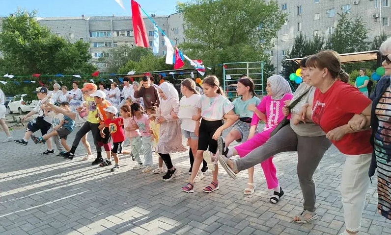 В праздничном шествии в честь 170-летия города впервые примут участие жильцы многоквартирного дома