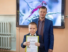 Юные благовещенцы смастерили кормушки для птиц 