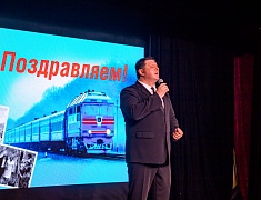 В Благовещенске наградили юбилейными медалями БАМа