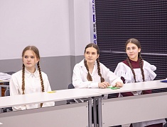 Благовещенские школьники представили будущее креативных индустрий города