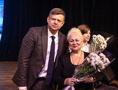 Церемония награждения медалями «За строительство Байкало-Амурской магистрали»