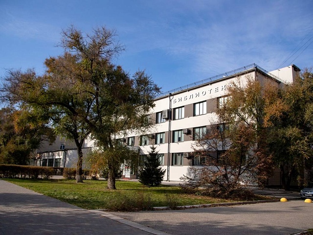 Олег Имамеев: «Эта работа помогает даже самую обычную многоэтажку превратить в элемент украшения города»