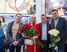 В Благовещенске открылась выставка к 70-летию Александра Тихомирова