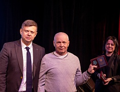 Церемония награждения медалями «За строительство Байкало-Амурской магистрали»