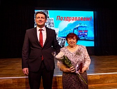 Церемония награждения медалями «За строительство Байкало-Амурской магистрали»