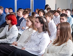 Благовещенские школьники представили свои научно-технологические проекты в рамках конкурса "Большие вызовы"