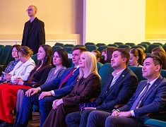 Молодежь Благовещенска знакомят с тонкостями муниципальной службы