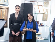 В Благовещенске открылась выставка к 70-летию Александра Тихомирова