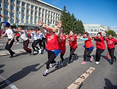 Кубок мэра и 18 литров молока получили участники «Городских гонок» в Благовещенске