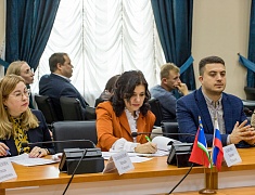 Эффективность распоряжения земельными участками, освободившимися после сноса ветхого и аварийного жилого фонда, обсудили на совещании при мэре Благовещенска